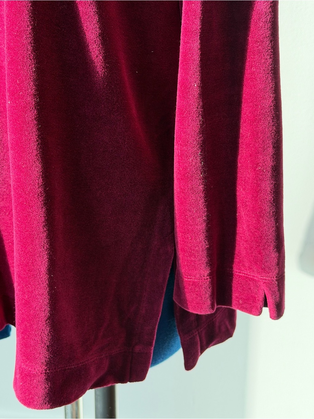 Talbots Raspberry Velvet Split-Neck Tunic Petite Size Large - Picture 4 of 8
